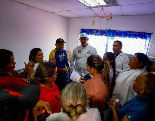 Gobernador Luis Caldera instala Plan Cayapa de la Salud en Ambulatorio Urbano Los Cortijos de San Francisco