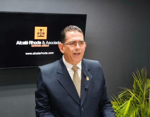José Luis Alcalá postula su nombre al cargo de Fiscal General de Venezuela