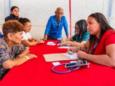 Dignifican a más de 220 jubilados y pensionados con jornada médico social 