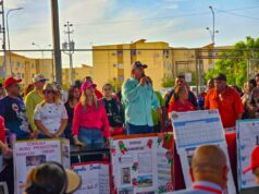 Gobernador Caldera evalúa proyectos junto a comunas del urbanismo Fabricio Ojeda en Lagunillas