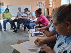Fundanis dictó charlas sobre salud mental en comunidades marabinas