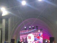 Marabinos celebran victoria de Venezuela ante Estados Unidos en el Clásico Mundial
