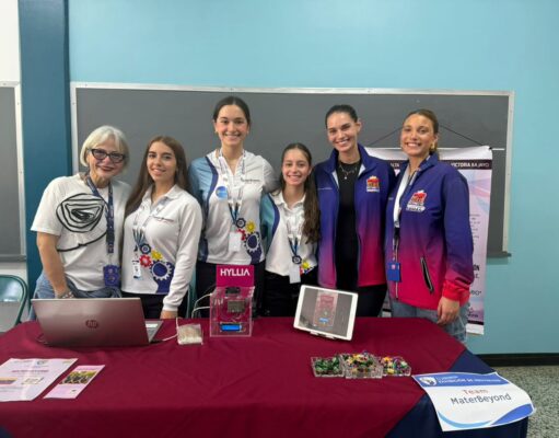 Colegio Mater Salvatoris realizó III Encuentro de Robótica