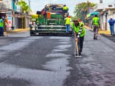 Luis Caldera activa el Plan de Asfaltado en Campo Boyacá, municipio Jesús Enrique Lossada