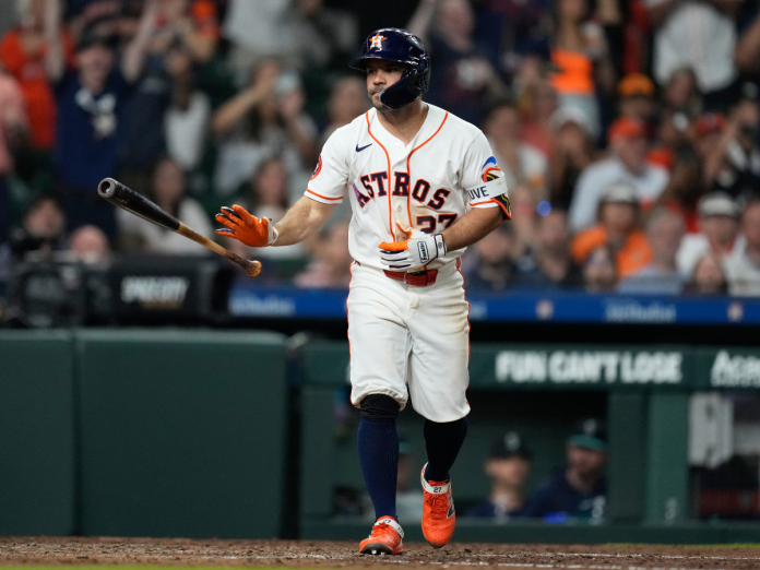 Altuve largó su cuarto jonrón y quedó a uno de los 260