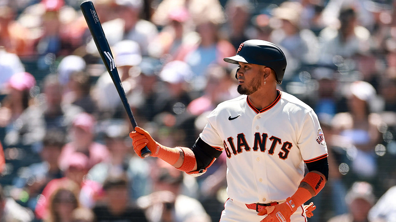 Arráez no para de batear y va por Miguel Montero y Vitico Davalillo