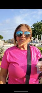 Yajaira Serrano, visitante