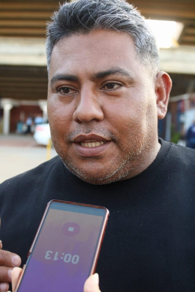 Pastor Argenis Cáceres, organizador del acto en homenaje a la Iglesia Luz del Mundo