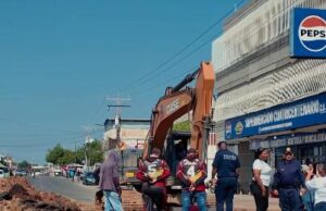 Reparan con éxito mega fuga de agua en Cuatricentenario