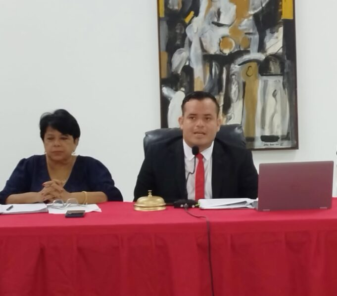 Concejales Judith Colman y Luis Morillo