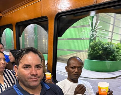 Delegación diplomática de Cuba recorre la Ruta Patrimonial a bordo del Tranvía de Maracaibo