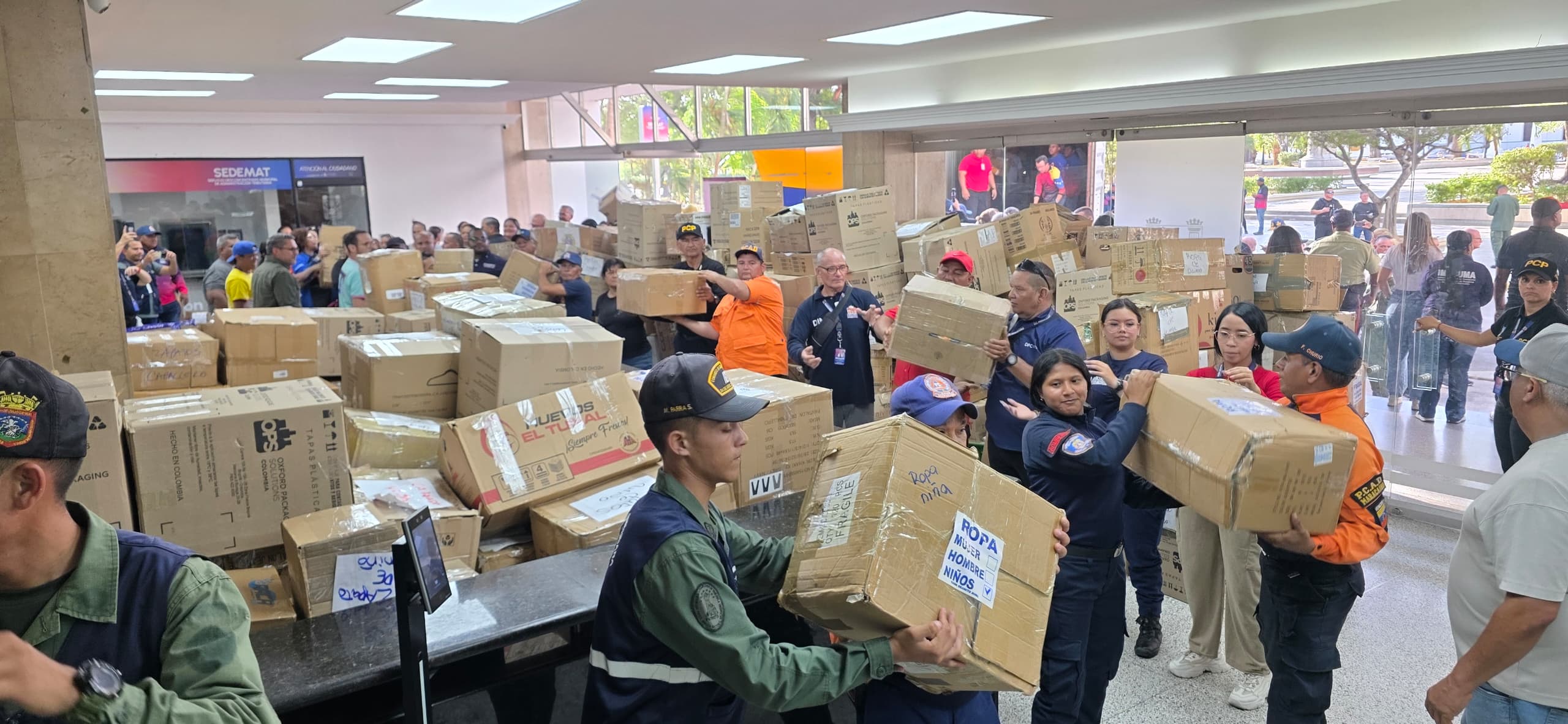DOBLETE SÍSMICO: Más de 500 toneladas ha despachado la Alcaldía Bolivariana de Maracaibo a afectados de terremotos