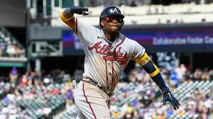 Acuña, otro multihit y extiende su racha