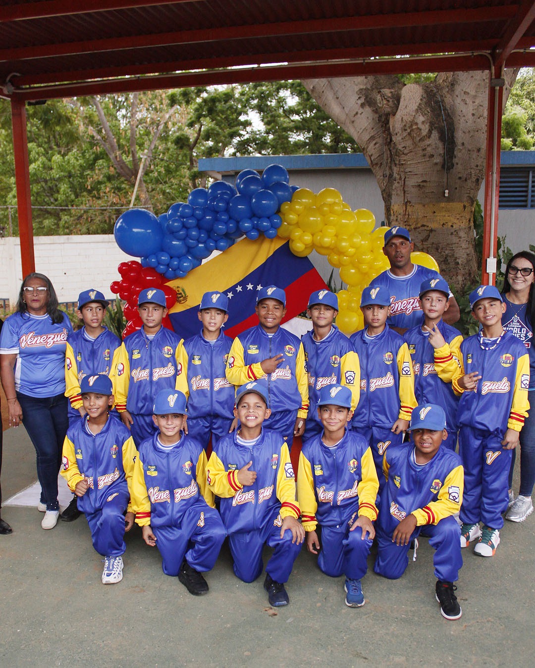 San Francisco recibió uniformes para el Latinoamericano preinfantil