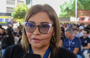 Expo Orientación Vocacional guía a jóvenes en la elección de su carrera profesional Blanca Torres, directora de Educación y Asuntos Universitarios de la alcaldía