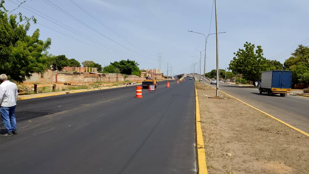 Plan Estadal de Asfaltado sigue transformando las vías principales de Maracaibo