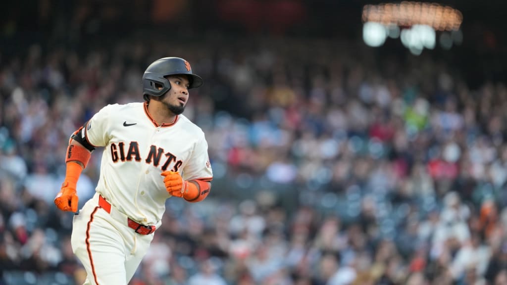 Arráez no desea irse de San Francisco: Tres equipos están lo quieren