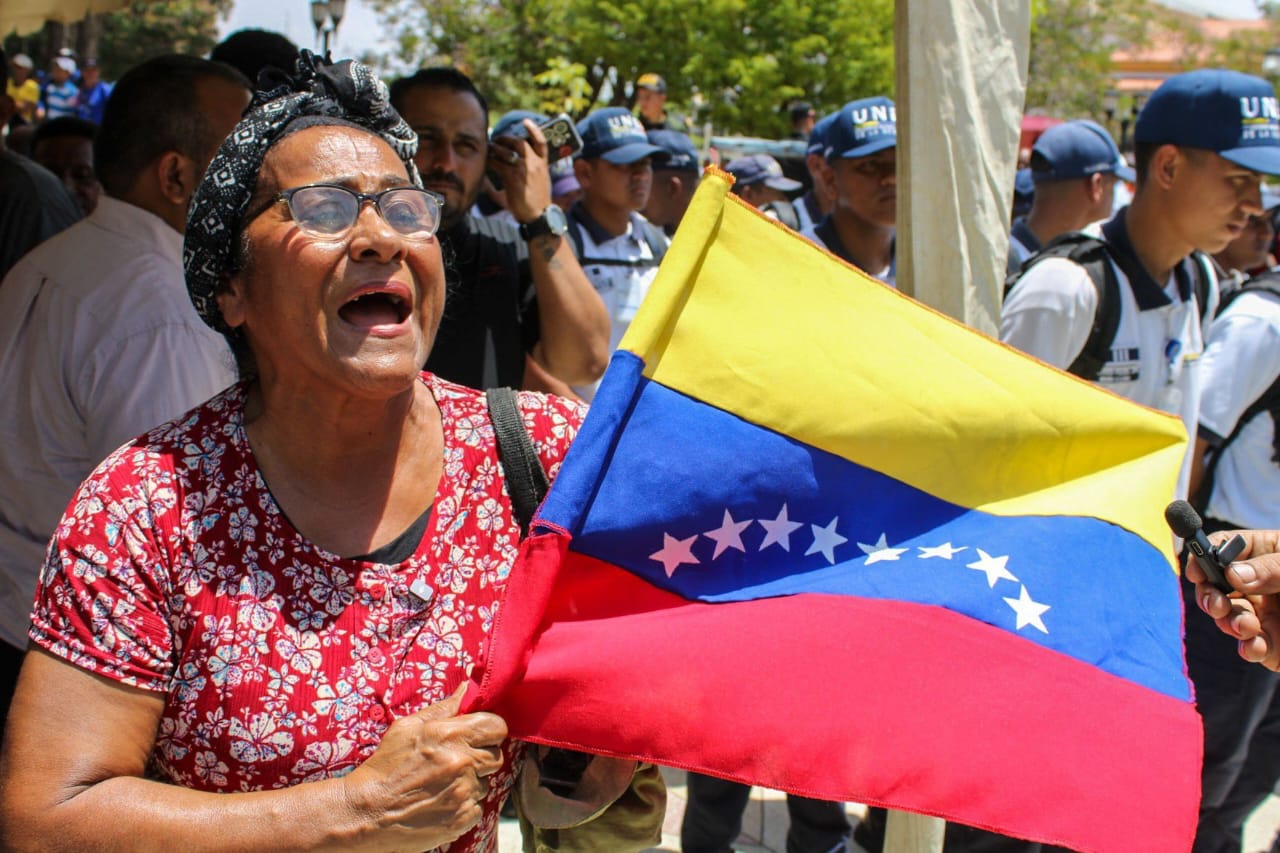 Alcalde Di Martino: “El pueblo unido exige justicia por el presidente Maduro y Cilia Flores”