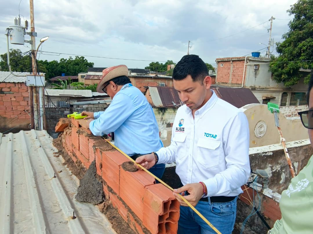 Gobernación del Zulia entrega y tramita más de 800 títulos de propiedad para asegurar el patrimonio de las familias