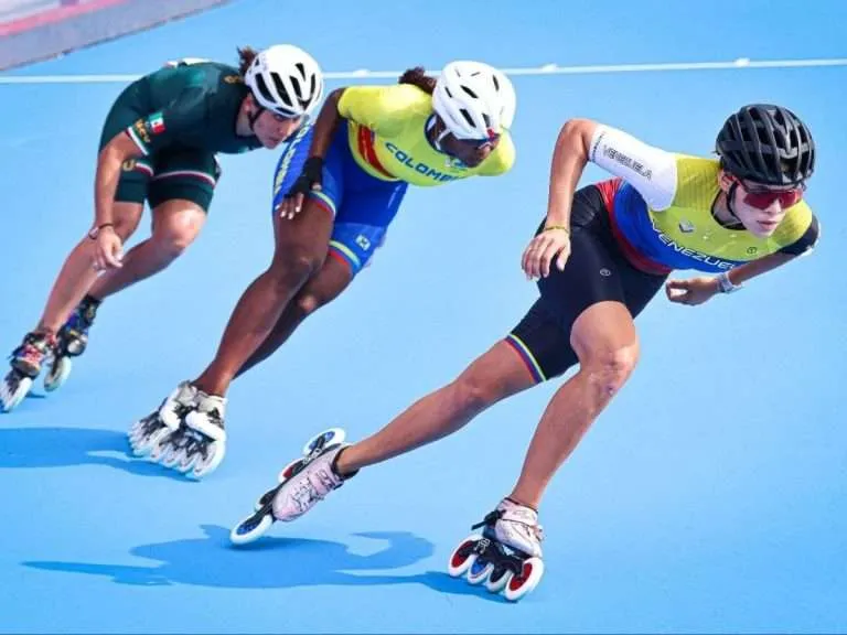 JUEGOS CAC: Angy Quintero plata en patinaje
