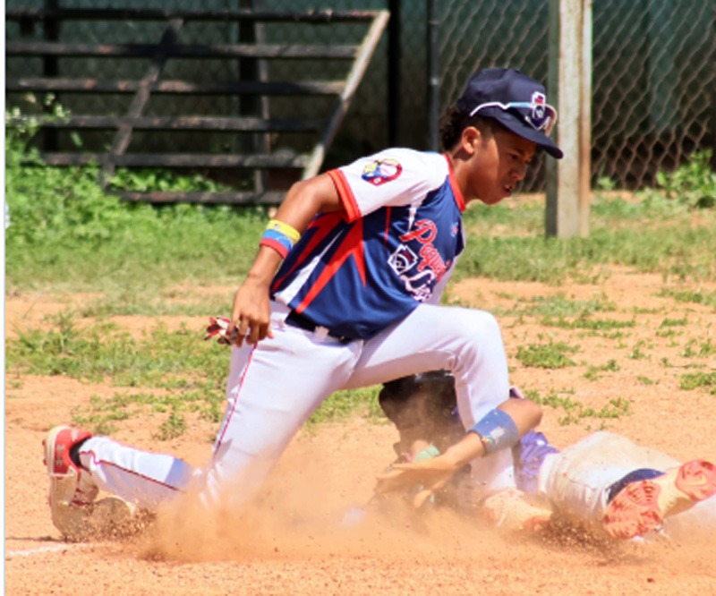 Triple empate en la cima del Interinstitucional de Béisbol U12