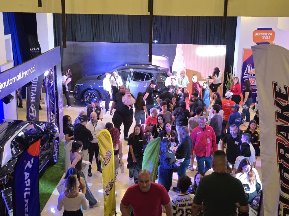 Gobernador Luis Caldera inaugura la Tercera Expo Automotriz y Autopartes 2026
