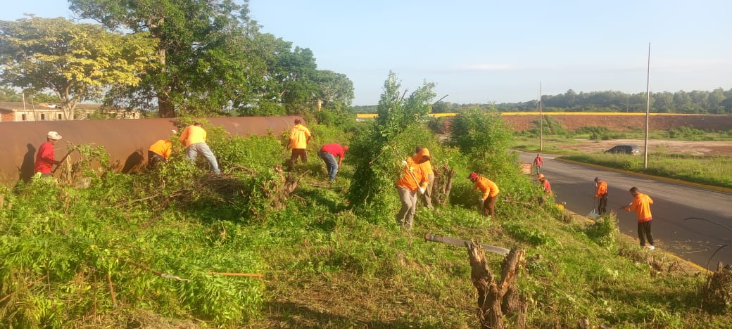IARA mantiene desplegado plan de saneamiento en la vía Lara-Zulia