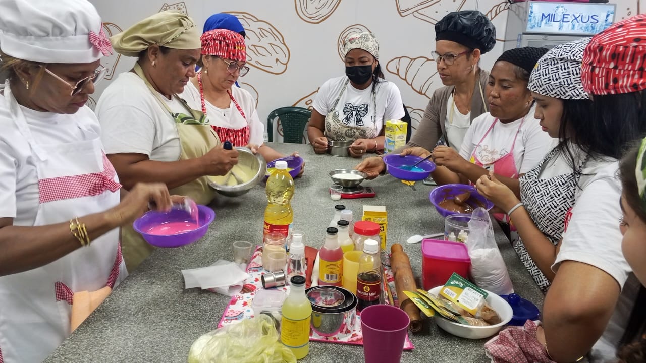 Más de 400 personas capacitará el IMCEC en áreas de gastronomía, manualidades y estética