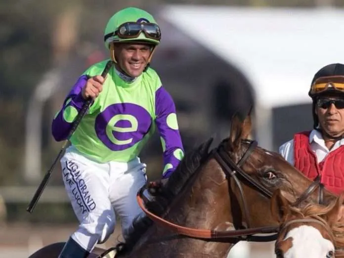 Zuliano José Javier Castellano a un triunfo de los 6 mil en Estados Unidos