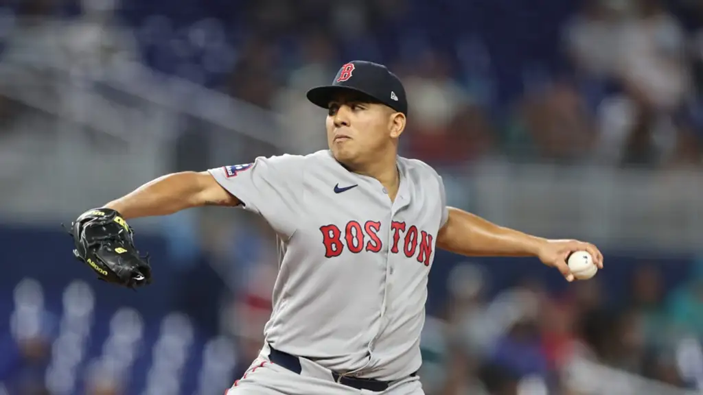 Yankees le dio a Ranger Suárez hasta por debajo de la lengua