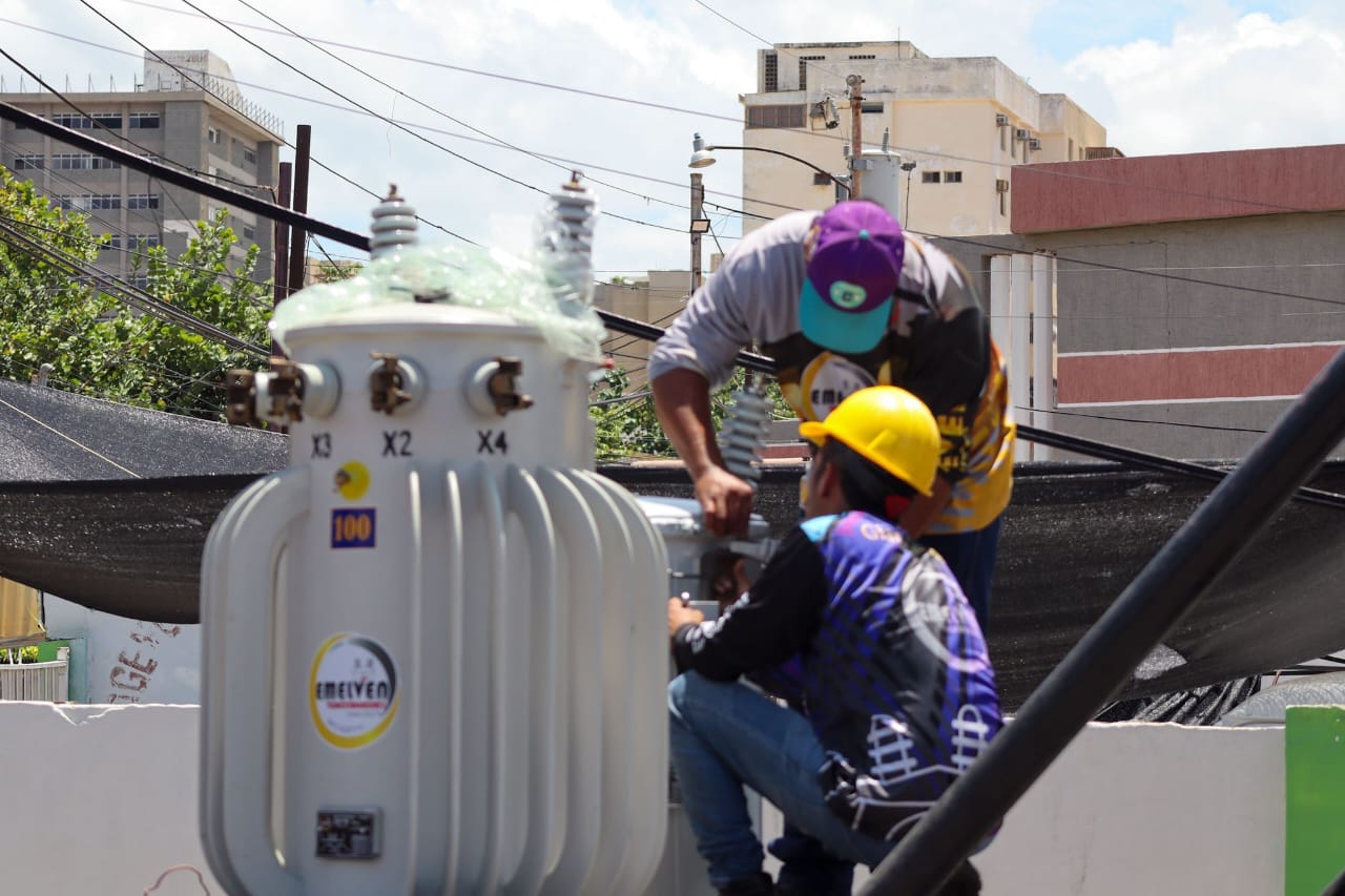 ¡Respuesta directa!: Alcaldía de Maracaibo instala transformadores nuevos solicitados por VenApp