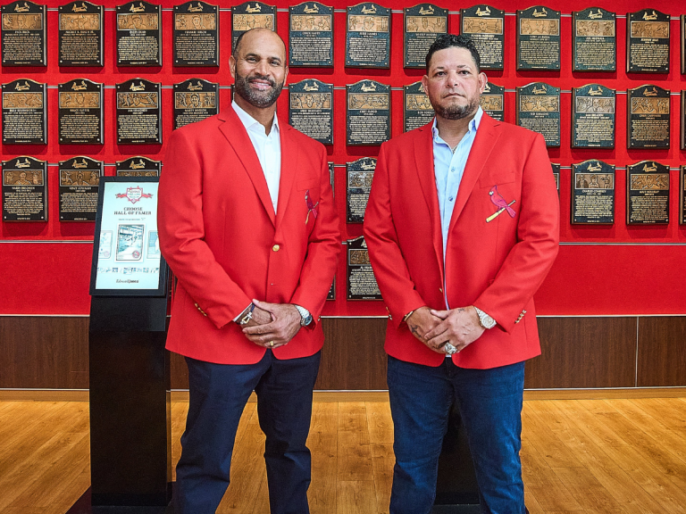 Yadier Molina y Albert Pujols inmortalizados por San Luis