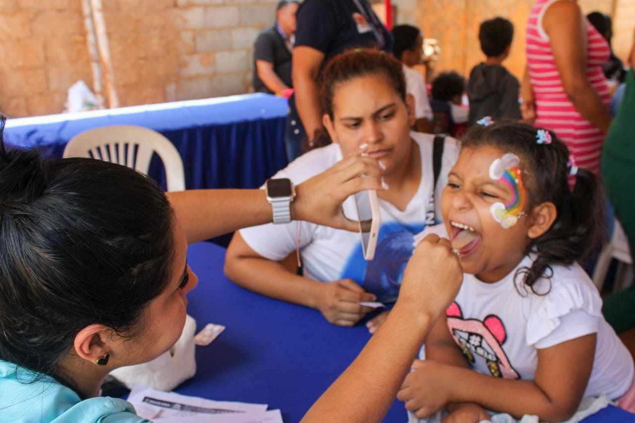 Jornada de amor de emprendedores y de asistencia integral para familias vulnerables