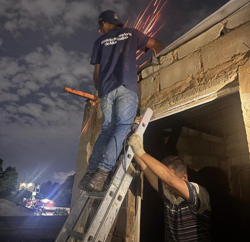 Alcaldía de Maracaibo mantiene atención a familias afectadas por las lluvias y vientos