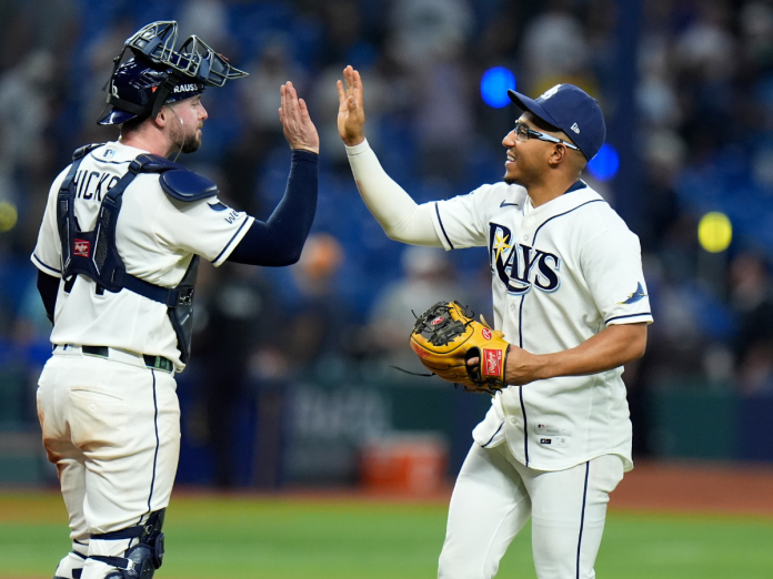 Tampa Bay derrotó a los Yankees y está a uno de la Serie de Campeonato