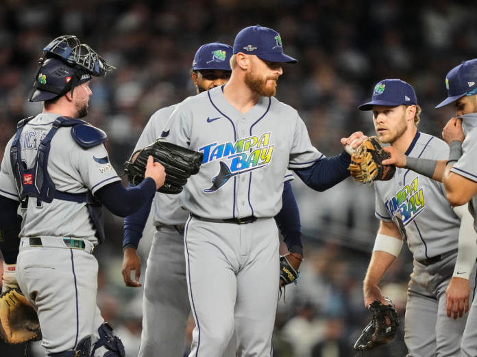Tampa Bay barrió a los Yankees y los eliminó