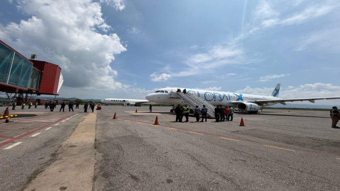 Otros 387 venezolanos vuelven al país con Misión Vuelta a la Patria